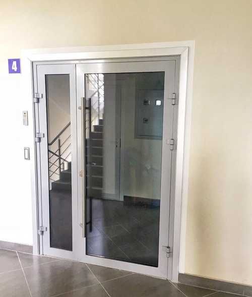 Алюминиевая дверь в подъезд GFTD848 Алюминиевая дверь в подъезд GFTD848